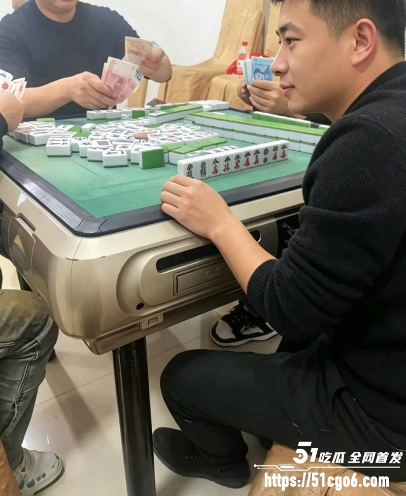 湖北洪湖国企朱某隐婚骗单亲妈妈04 湖北洪湖国企朱某隐婚骗单亲妈妈04