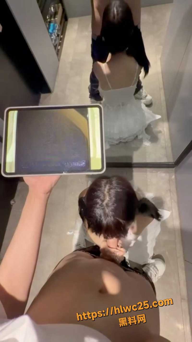 推特极品网黄 小远ovo 第七弹福利曝光 小小只白丝连衣裙的口交服务