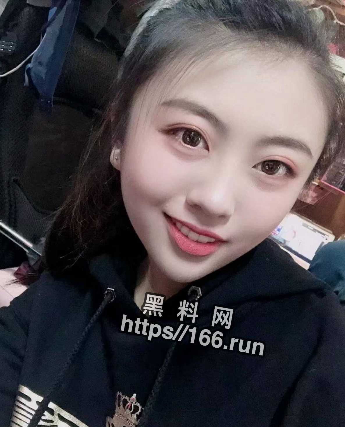 嫂子听我说特别喜欢大奶做乳交哥哥走后便给我一个大大的满足