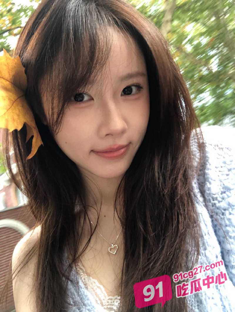 东华大学王依依 校园女神被校外丑男PUA 白月光秒变公交车！ 配图2