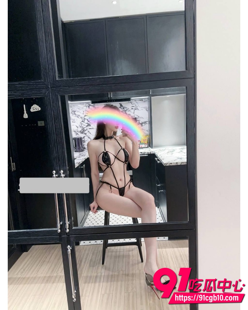 抖音顶流男网红F小奇 28