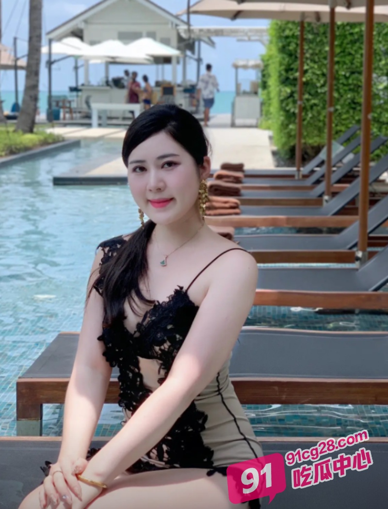 “你扶着我的腰操我”极品人妻直播做爱 粉丝刷火箭上车！ 配图