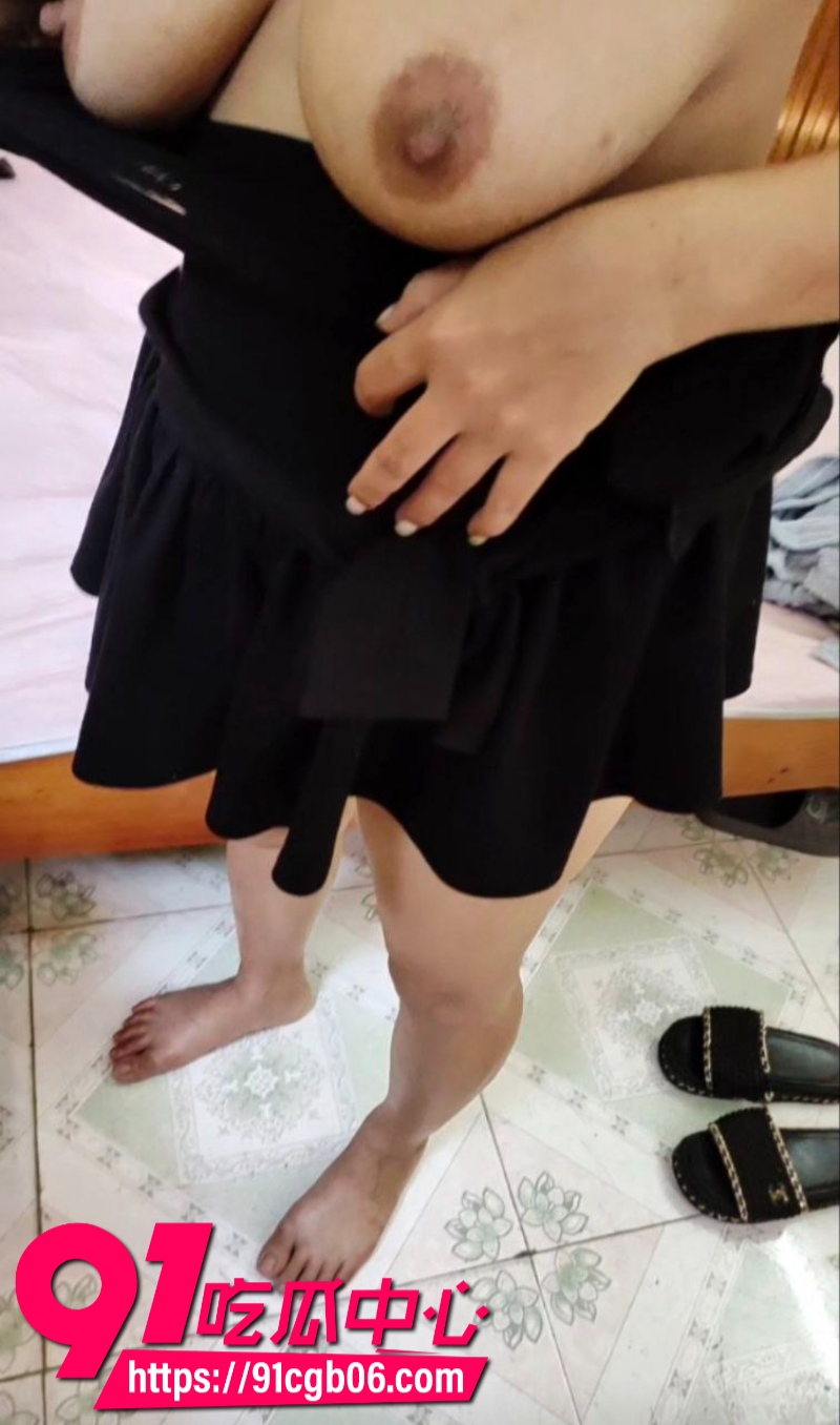 海角大神我的小姨很骚勾引亲小姨乱伦偷情8水印版