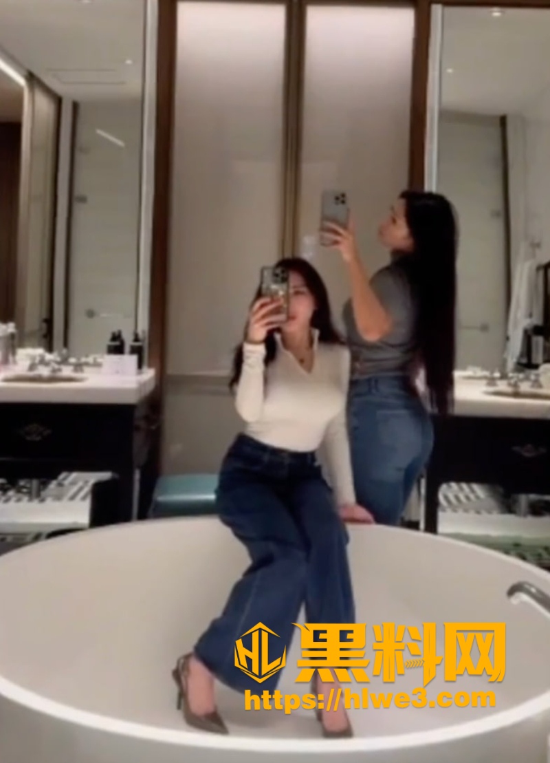超高颜值双女主同框侍奉金主 酒店黑丝后入 大尺度叠加玩弄曝光